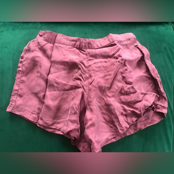 Athleta Calm Cool Shorts - Picture 3 of 8